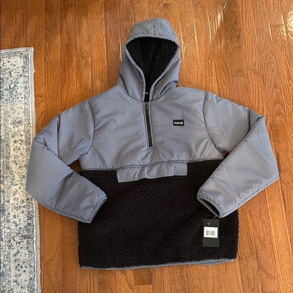 Hurley New with tags Half-Zip Hoodie boys size xl